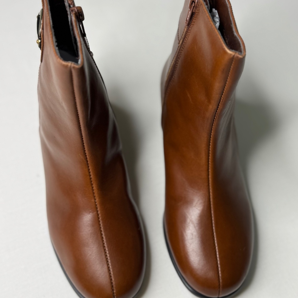 David Tate Brown Leather Ankle Boots | Side Zip Block Heel Booties | Size 7M